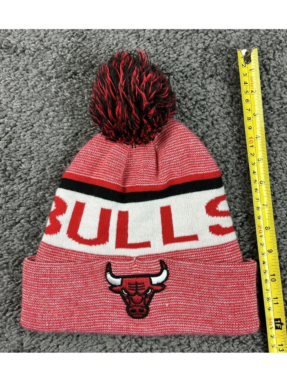Chicago Bulls NBA Cuffed Knit Beanie Pom Knit Hat Red Ultra Game OSFM One Size